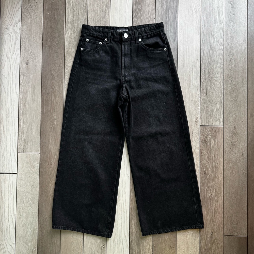 Zara Women’s Classic Black Wide-Leg Jeans | Size: 6 | Good Condition